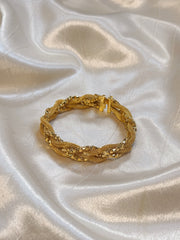 Vintage Statement Bracelet | Gold