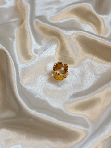 Unique Statement Ring | Gold