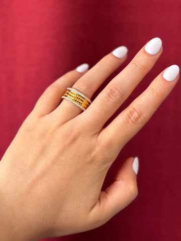 Unique Statement Ring | Gold