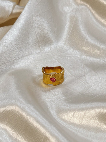 Unique Statement Stone Ring | Gold