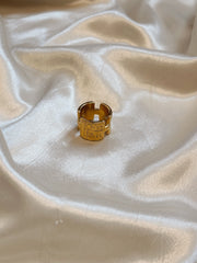 Unique Statement Ring | Gold