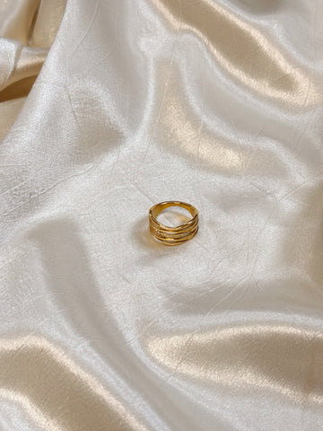 Unique Statement Ring | Gold